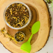 Load image into Gallery viewer, Mo’Better Love (Ginger Peach Turmeric Infusion Green Tea)